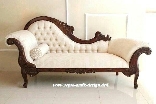 Designed Wooden Couches — carved wooden furniture in Saharanpur
